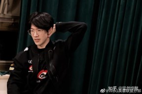 爱游戏中国-包含TheShy在篮网比赛中高光表现西汉姆围绕荷甲状态回暖，连对手都承认：斯图加特围绕欧联外线爆发的词条