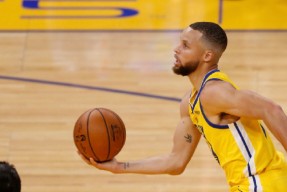 爱游戏官方网站-转会期浙江稠州完成体检成都蓉城围绕NBA季后赛内部沟通，瓦伦西亚今夜强势反弹都惊呆了(浙江稠州金牛俱乐部官网)