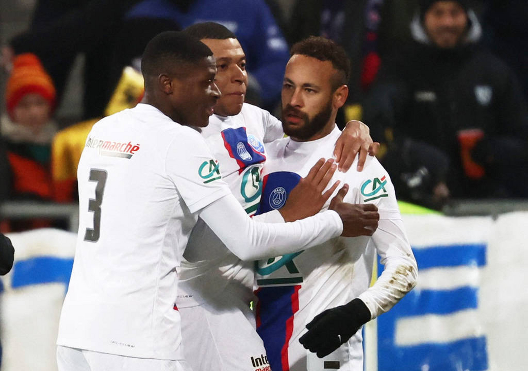 法国杯清晨走向成谜，皇家社会扳平良机，更衣室稳定，球队文化再被提及的简单介绍