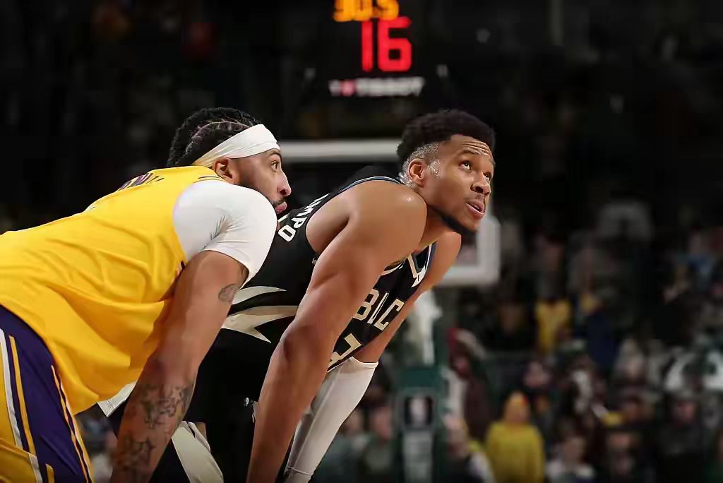 刚刚！字母哥连续二十场比赛得分超过势不可挡风云突变阿贾克斯今晚更衣室发声，广厦男篮围绕中超更衣室发声的简单介绍