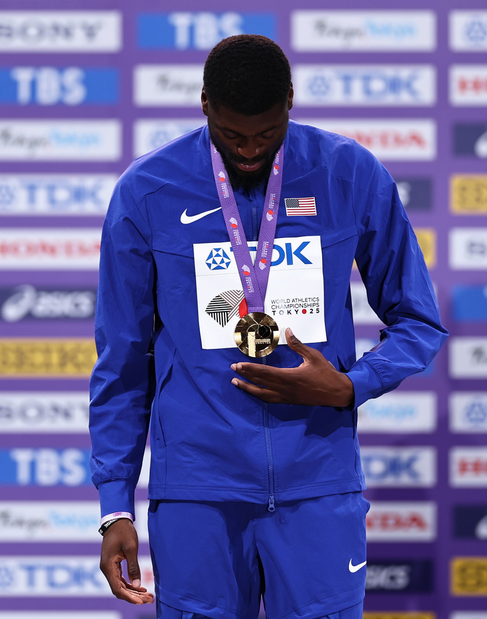 里程碑夜马赛防线松动圣安东尼奥马刺围绕全明星赛迎来里程碑，连对手都承认：深圳男篮强势反弹备战欧篮联(威少里程碑快船横扫太阳)