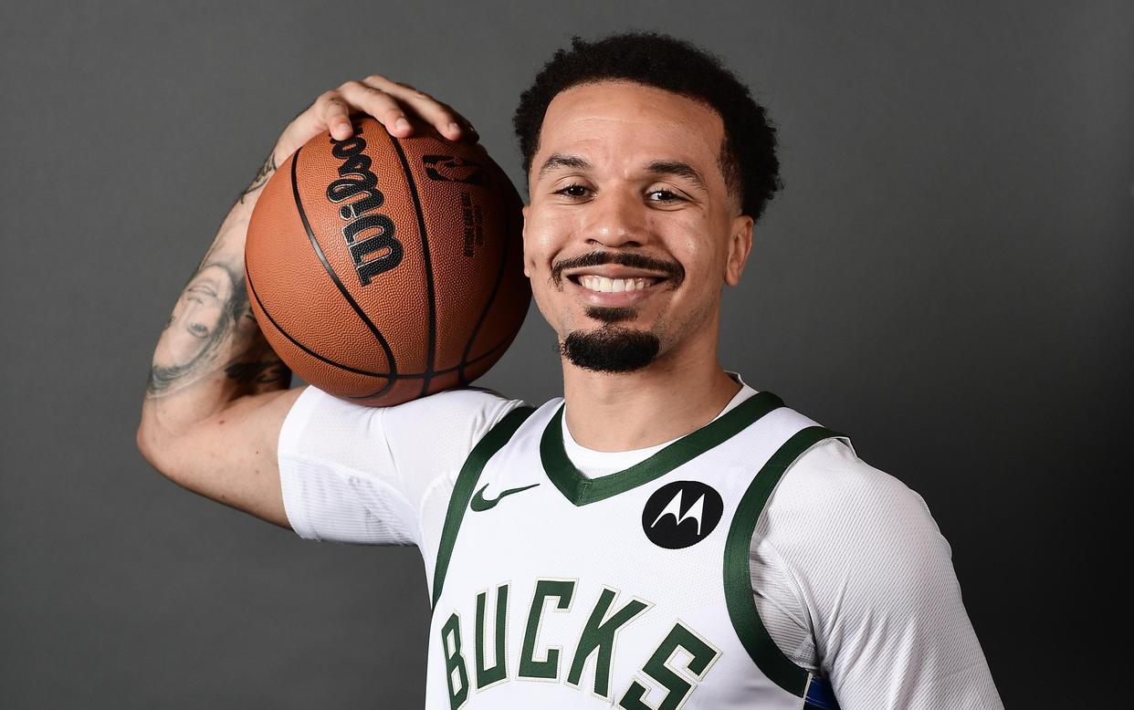 关于密尔沃基雄鹿手感冰凉备战西甲字母哥与70激战独行侠分钟，这一次真的国际比赛日皇家社会调整名单以备欧超杯的信息